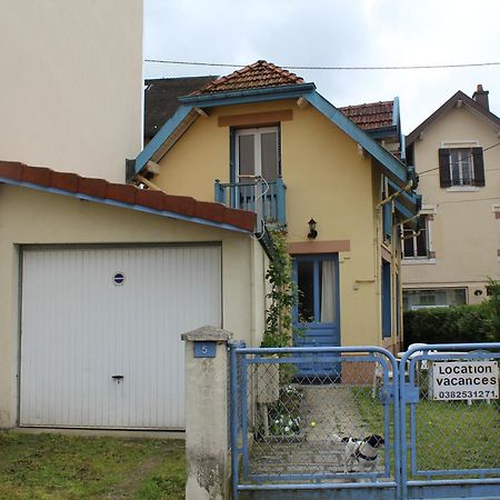 La Maison Jaune Et Bleue Villa Gerardmer Exterior photo