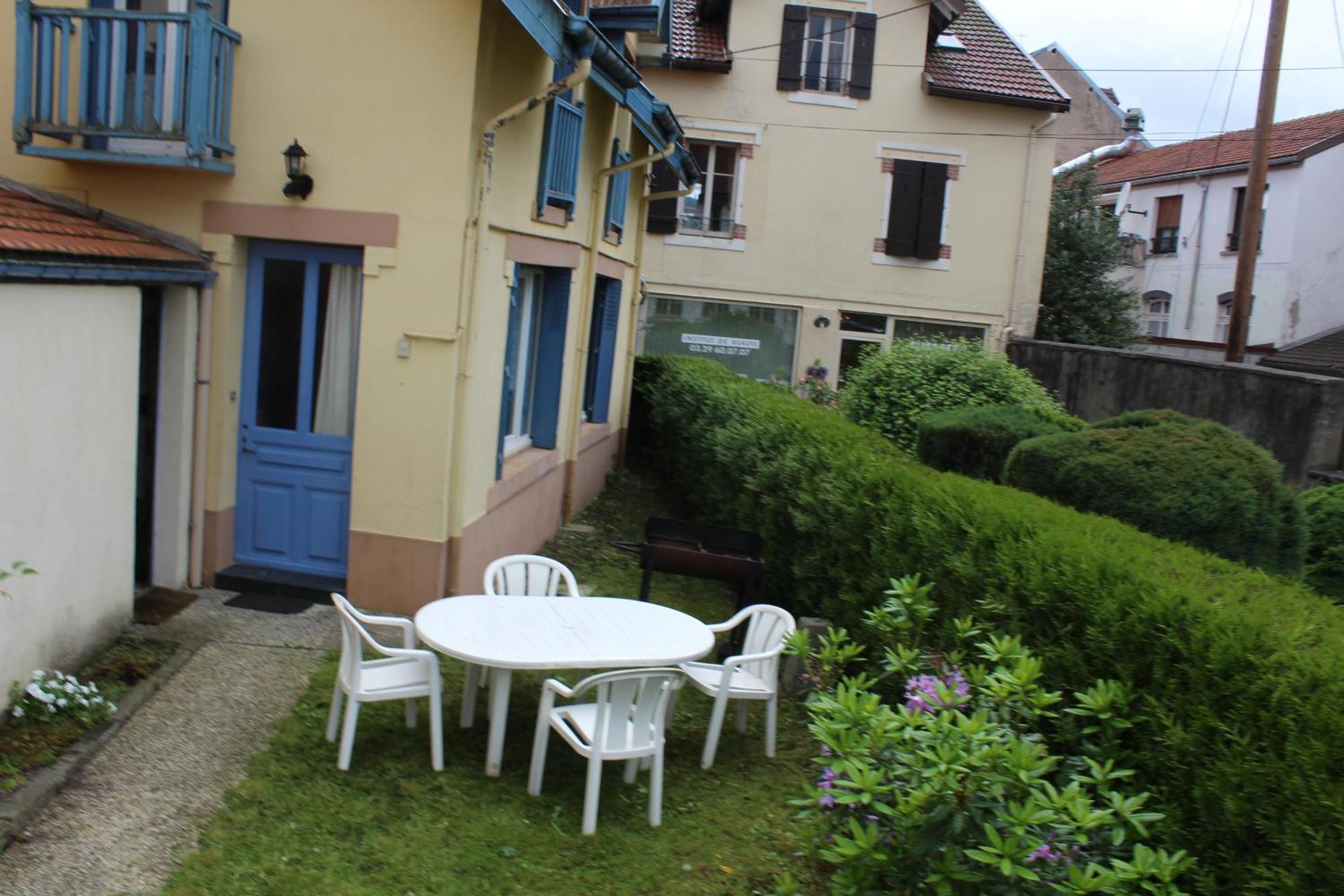 La Maison Jaune Et Bleue Villa Gerardmer Exterior photo